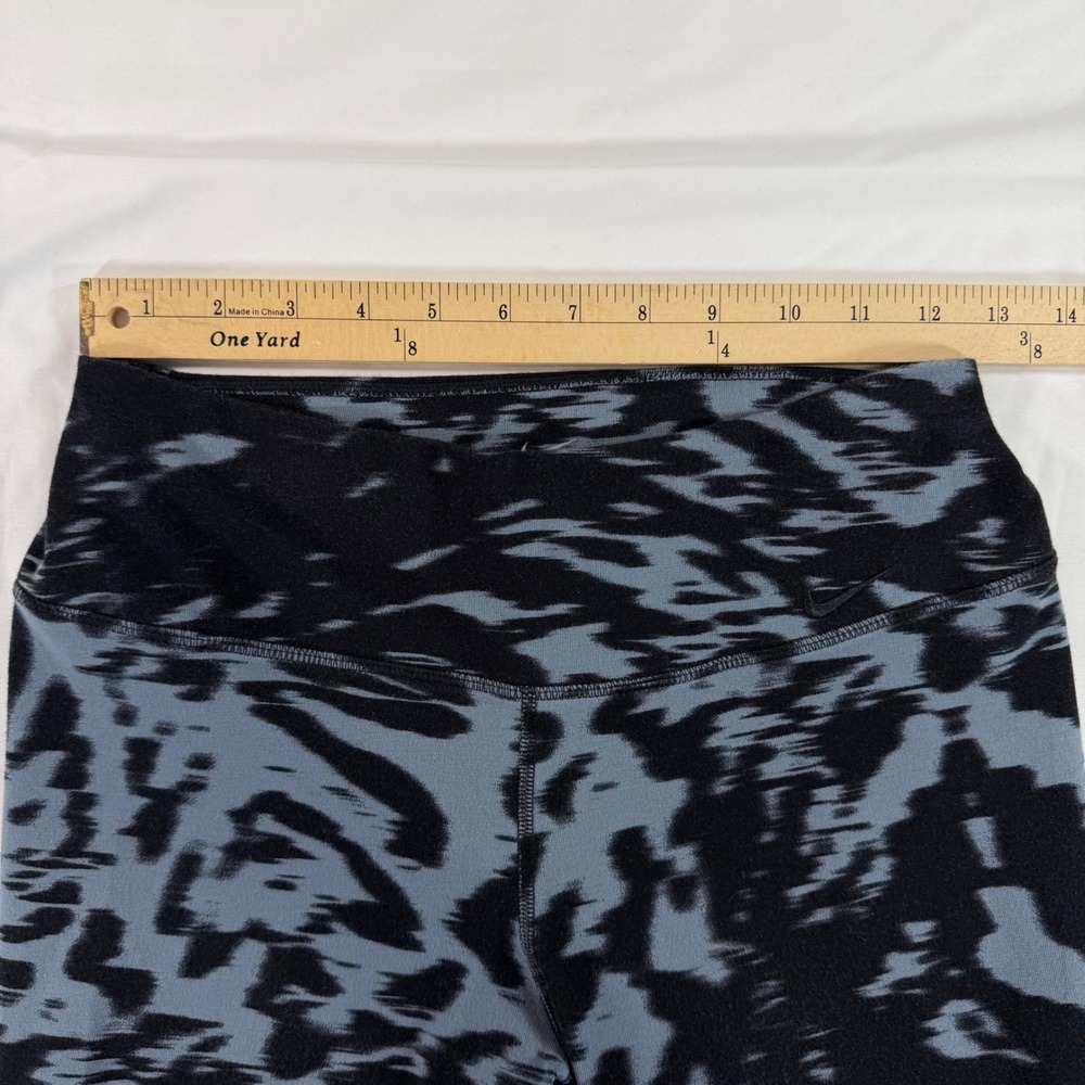 Nike Dri-FIT Womens Black Blue Abstract Print Crop Leggings 642546-494 Size M - Picture 8 of 9
